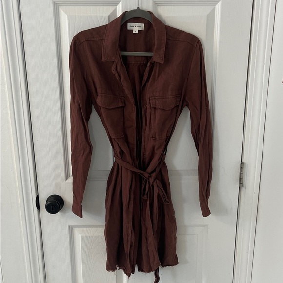 cloth & stone Dresses & Skirts - Cloth & Stone Brown Long Sleeve Dress